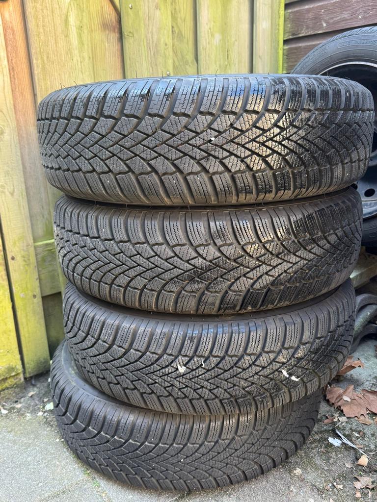 Bridgestone Winterbanden op stalen velgen, Ophalen, Gebruikt, 16 inch, Banden en Velgen