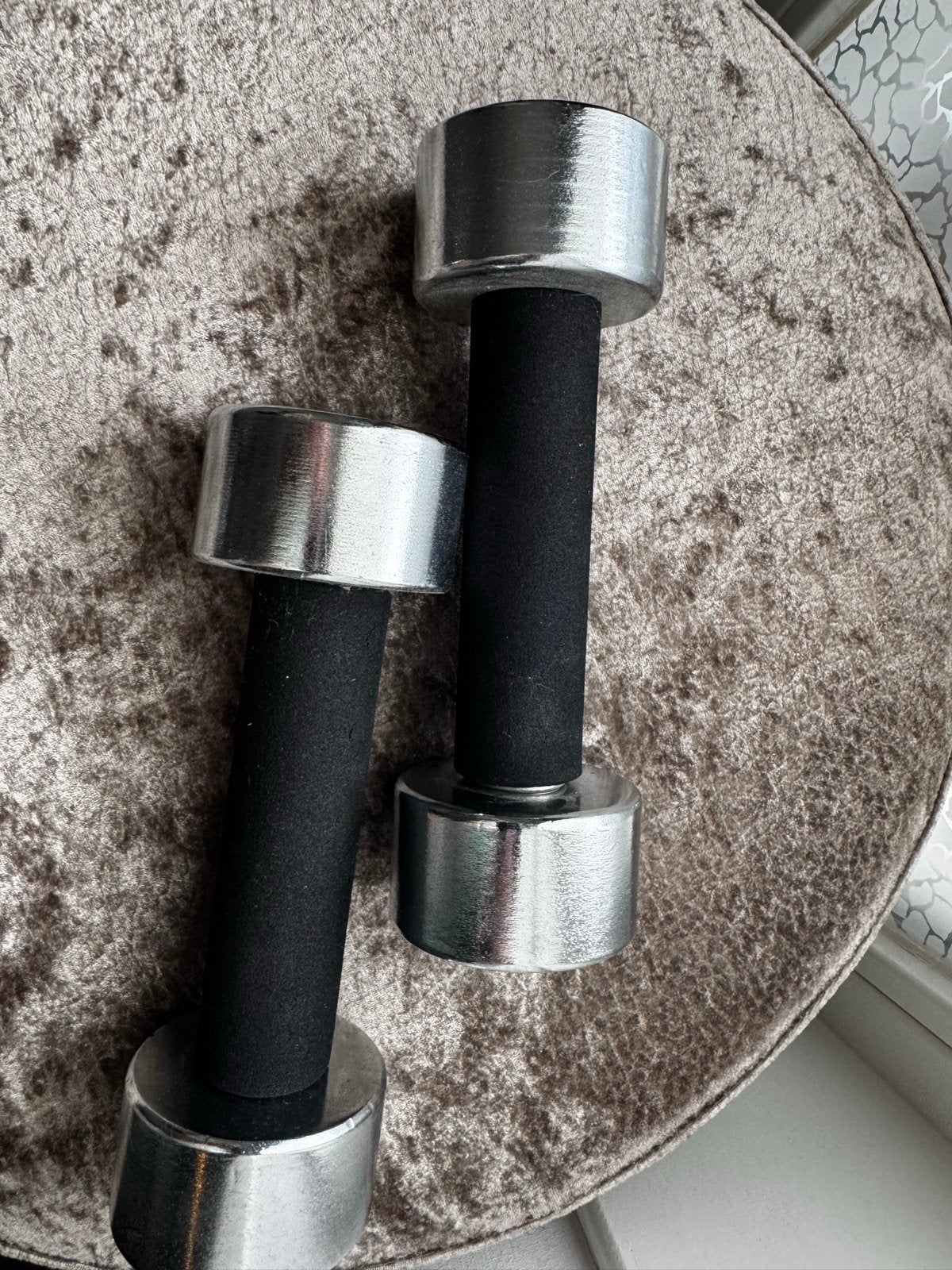 Set van 2 Halters - 2KG per stuk, Ophalen, Gebruikt, Armen, Dumbbell