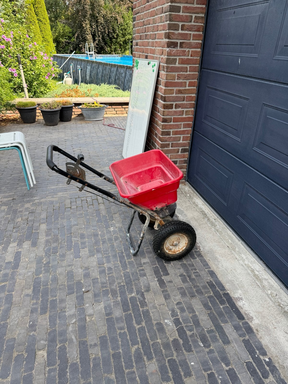 Strooier / Kunstmeststrooier / Zaaistrooier, Ophalen, Gebruikt