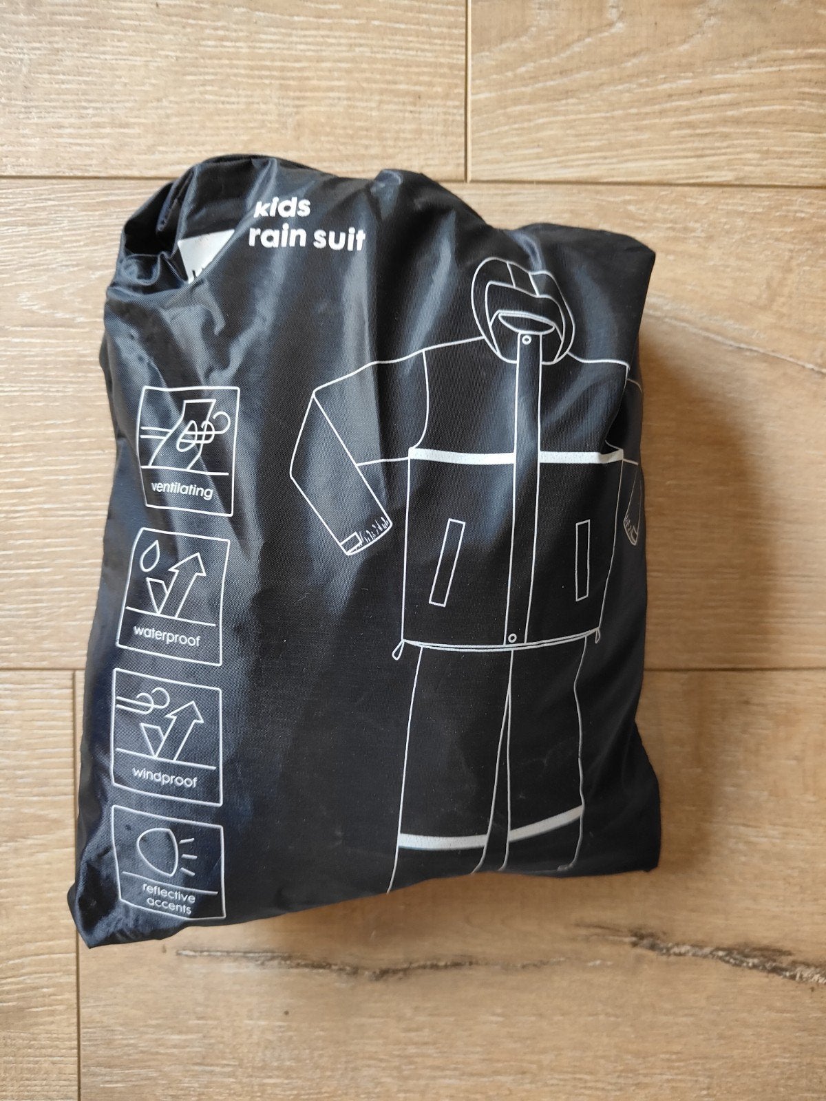 Nieuw regenpak broek, jas en hoes maat 134/140, Ophalen, Nieuw, Jongen of Meisje, Setje