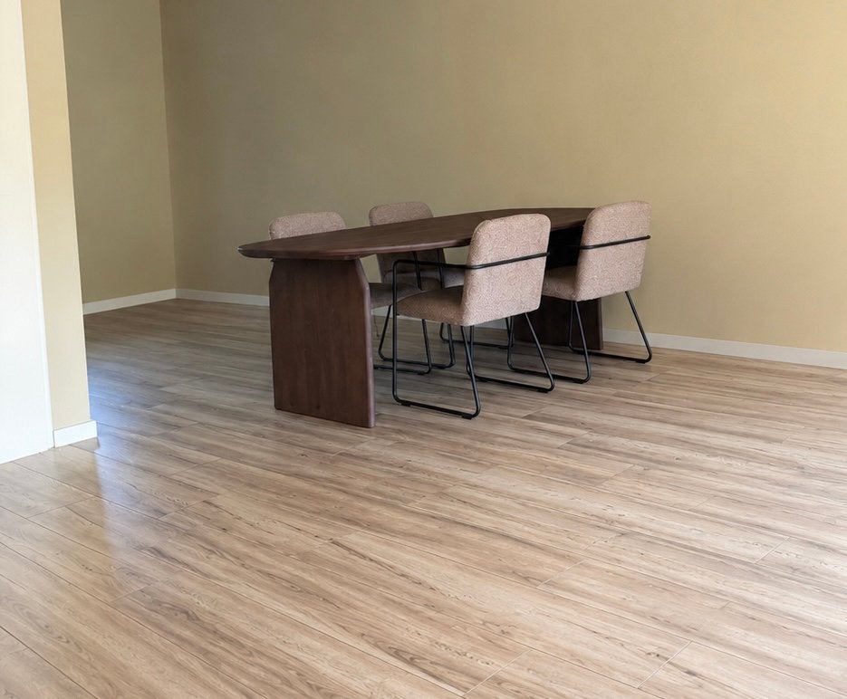 Zo goed als nieuwe eettafel 210 cm - eijerkamp, Ophalen, Zo goed als nieuw, Ovaal, 200 cm of meer