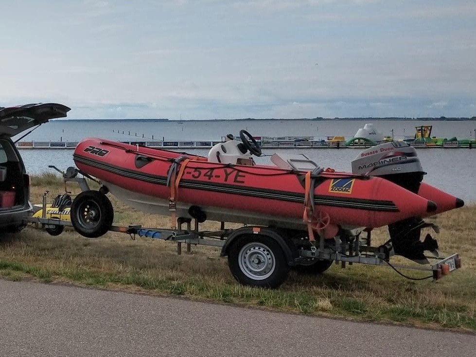 Zodiac Pro 420 RIB met trailer, Watersport en Boten, Rubberboten, Gebruikt, Zodiac, Polyester/glasvezel, Afdekzeil, Anker, Brandstoftank