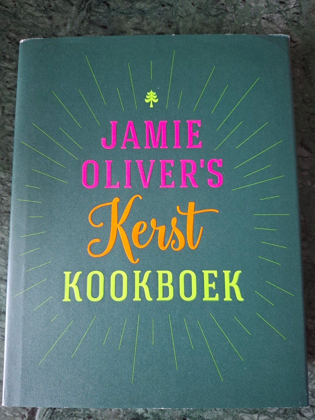 Jamie Oliver's Kerst Kookboek - Gebonden met stofomslag, Boeken, Ophalen of Verzenden, Overige gebieden