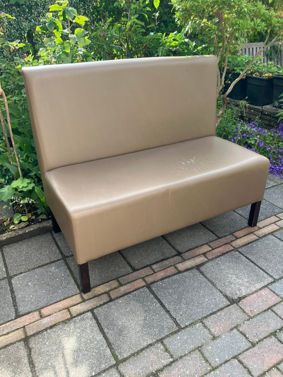 Bank met hoge rug voor bij een eettafel, Huis en Inrichting, Banken | Bankstellen, Ophalen, Gebruikt, Minder dan 75 cm, Tweepersoons