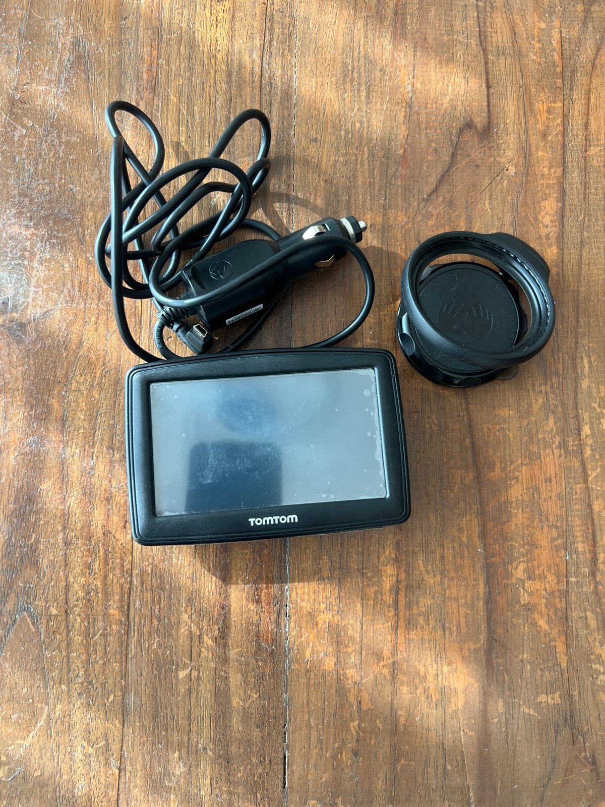 TomTom N14644 XL Navigatiesysteem met houder en lader, Ophalen of Verzenden, Zo goed als nieuw