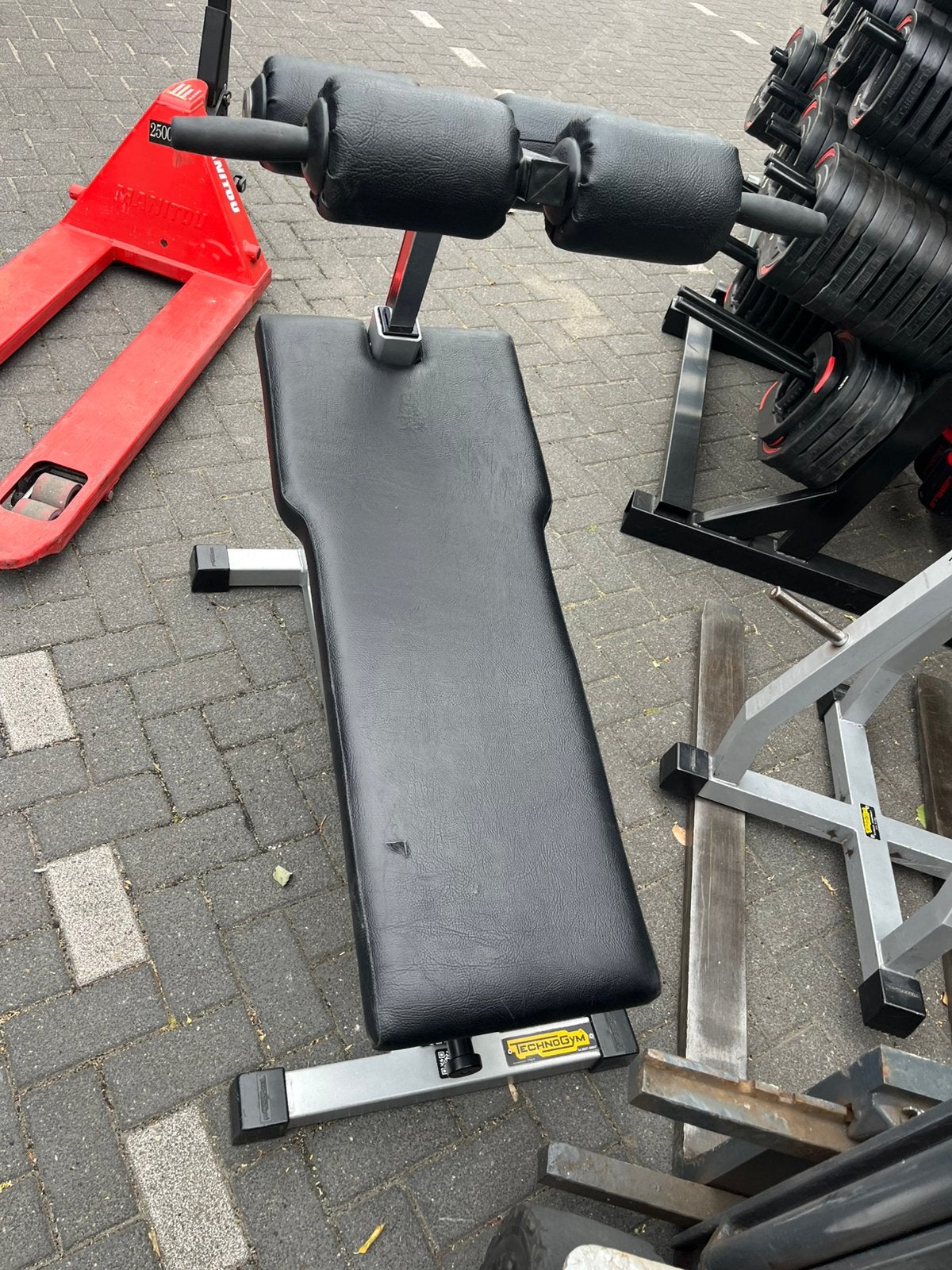 Technogym ab chrunch buik bank verstelbaar, Ophalen, Zwart grijs, Buik, Buik bank