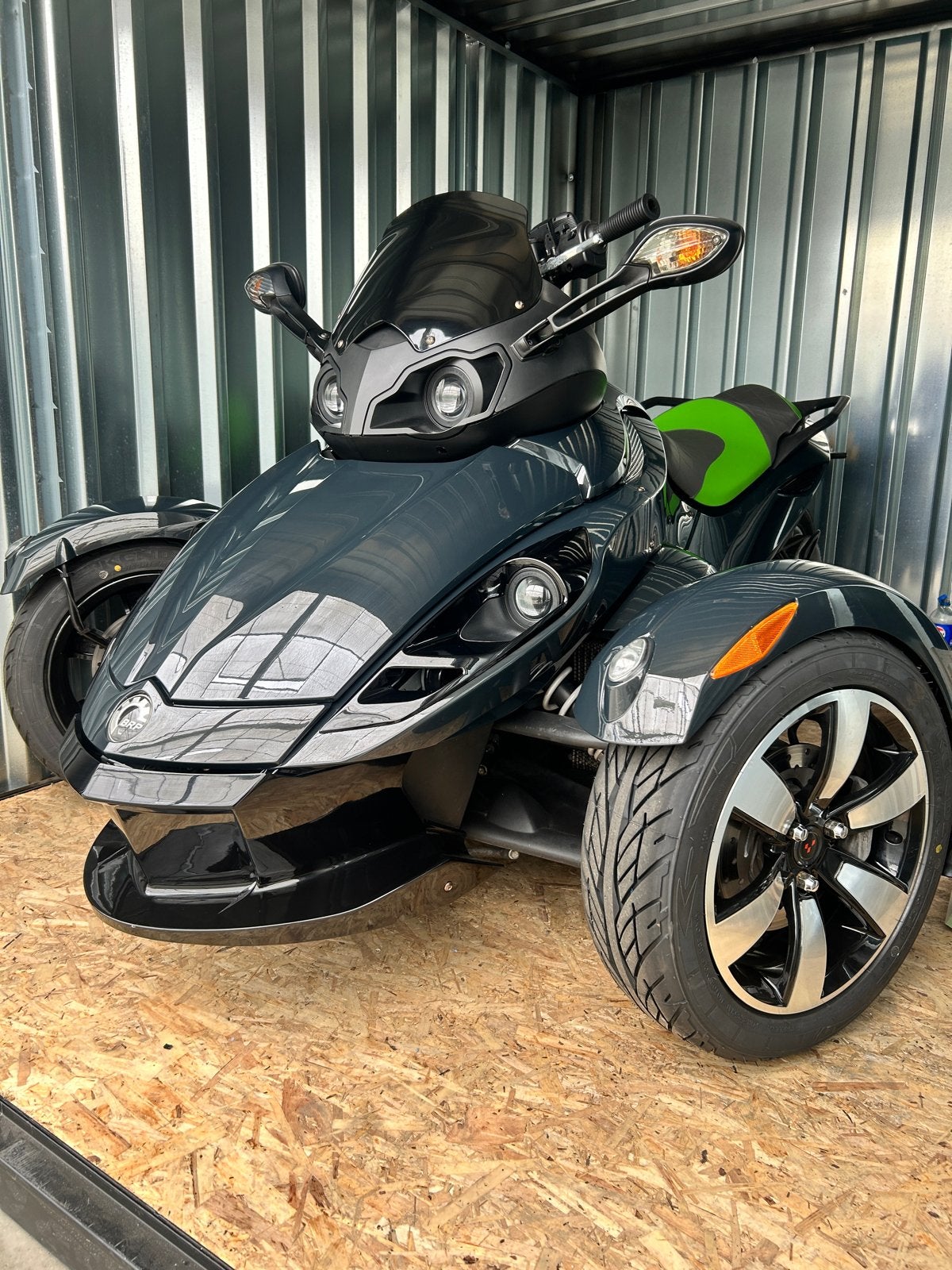 Can-Am Spyder 2008 Sportieve Trike, 2 cilinders, 990 cc, Meer dan 35 kW