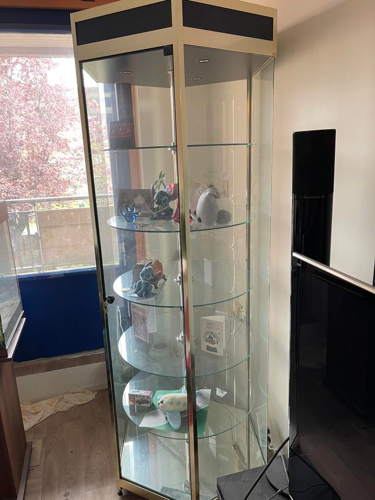 Zeshoekige draaiend glazen vitrine kast, Ophalen, 50 tot 100 cm, Zo goed als nieuw, Metaal