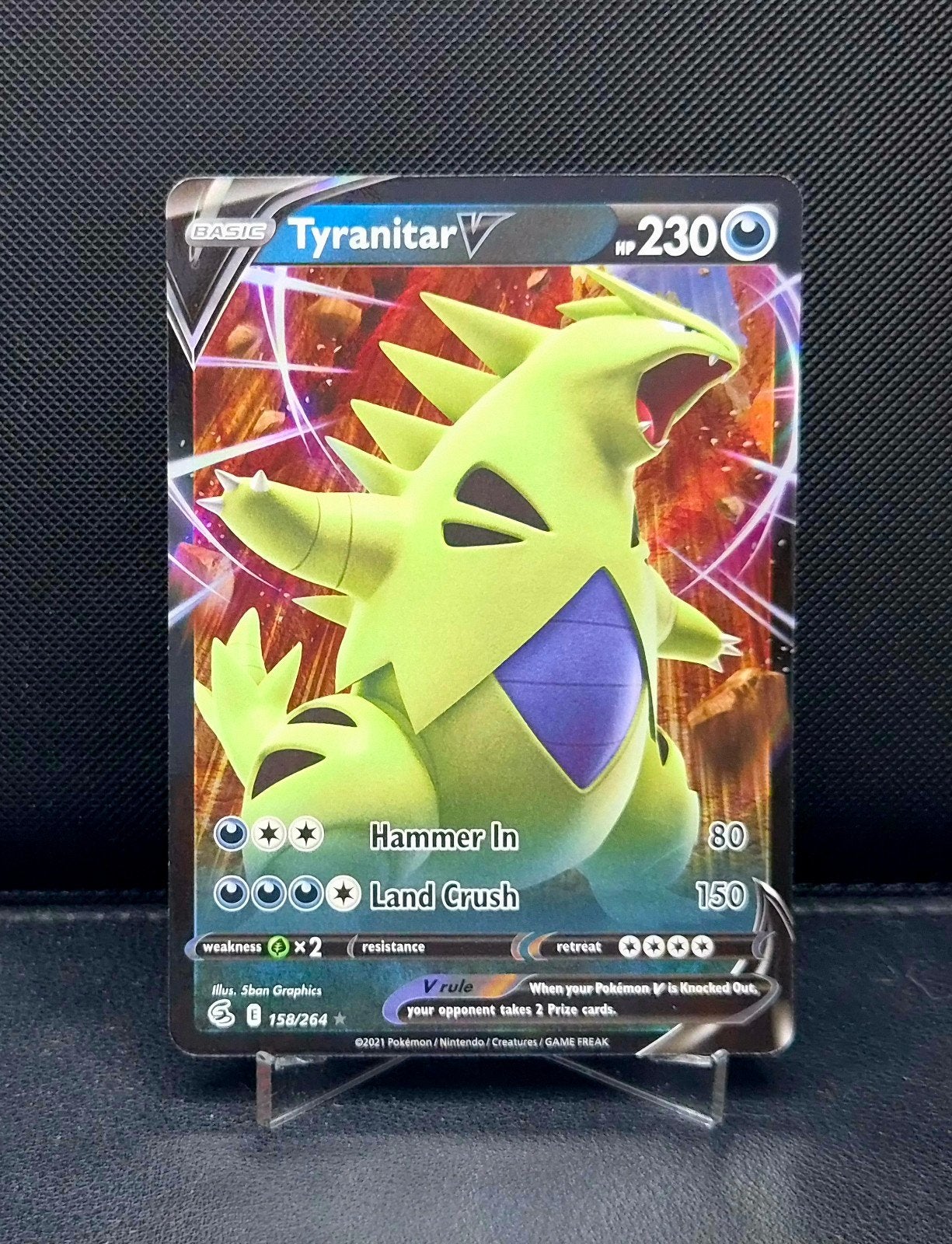 Tyranitar V 158/264 Fusion Strike NM, Ophalen of Verzenden, Zo goed als nieuw