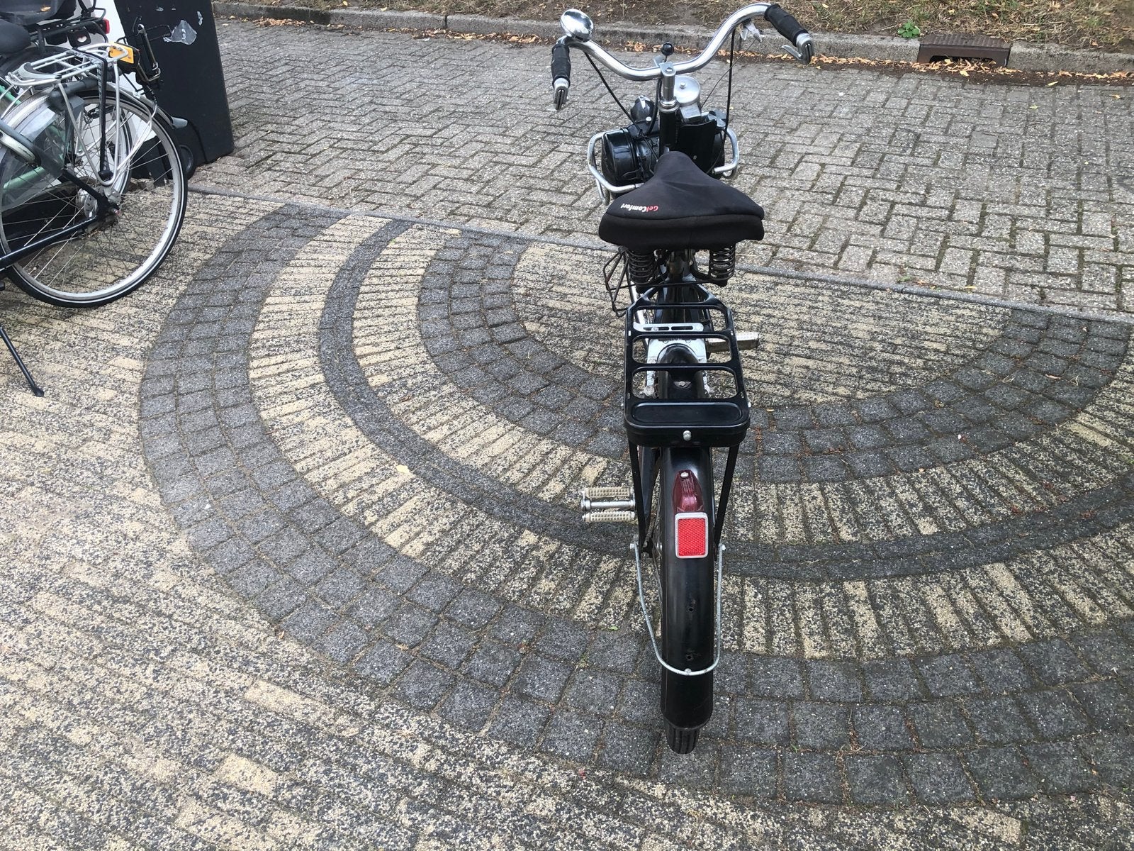 Solex- zwanenhals-sleutelgat-Klassieke snorfiets, Fietsen en Brommers, Ophalen, Gebruikt, Overige modellen, Maximaal 25 km/u
