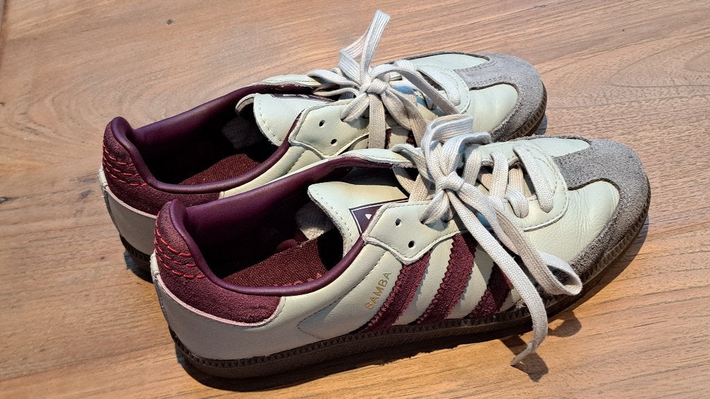 Adidas Samba sneakers crème/bordeaux maat 38,5 als   NIEUW, Ophalen of Verzenden, Zo goed als nieuw, Sneakers of Gympen