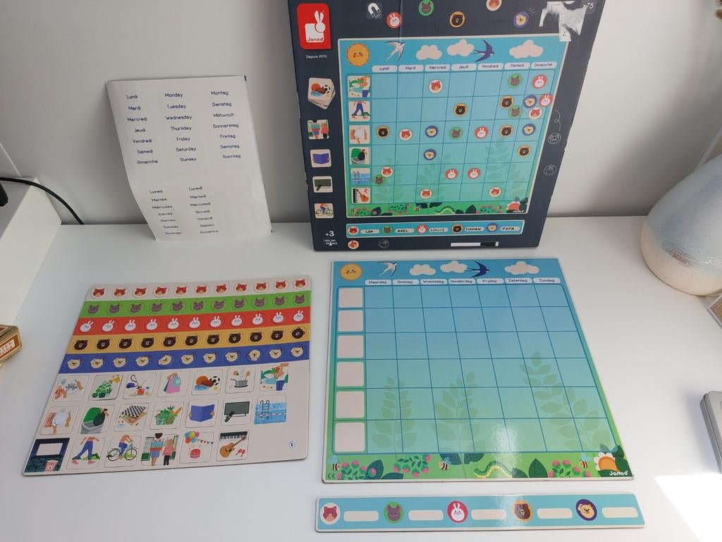 Janod magnetisch familie planbord weekbord, Kinderen en Baby's, Speelgoed | Educatief en Creatief, Zo goed als nieuw, Ophalen