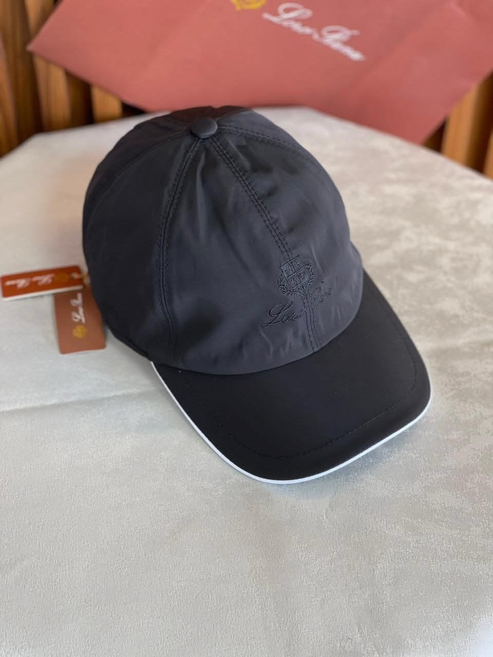 Loro piana pet zwart, Kleding | Heren, Ophalen of Verzenden, Nieuw, One size fits all, Pet