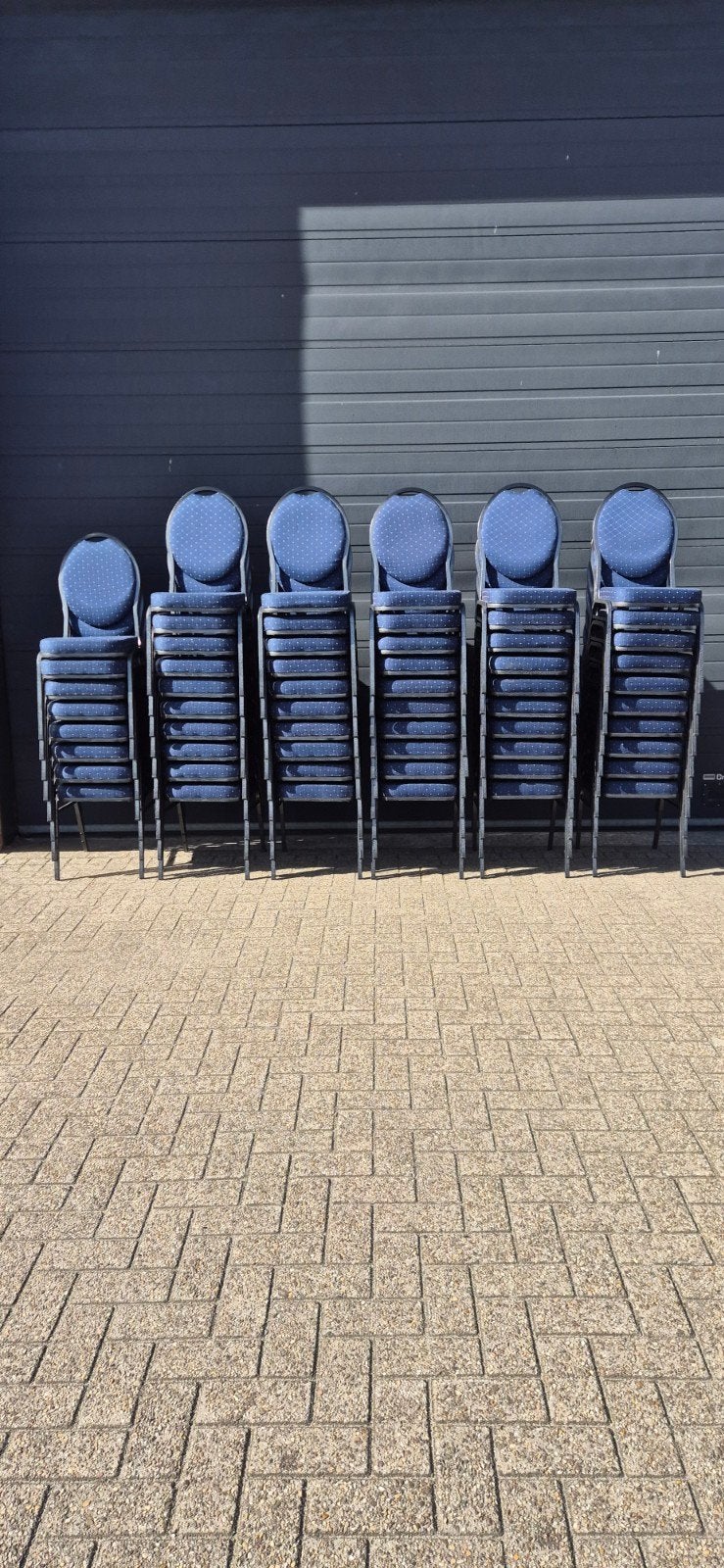 Stapelstoelen stackchairs 58 stuks, Ophalen, Gebruikt, Blauw, Geen