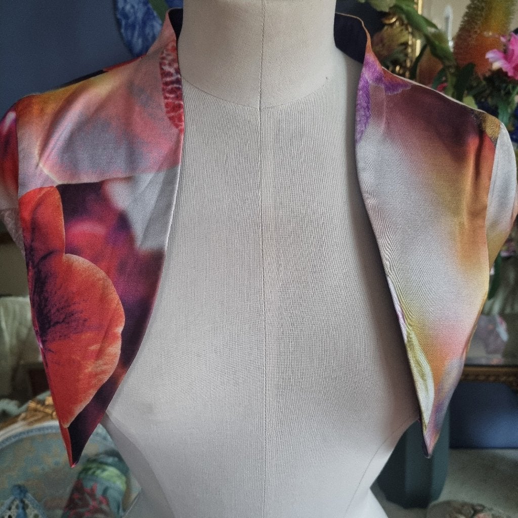 bolero dames maat XS/36 Addy van den Krommenacker, Overige typen, Overige kleuren, Addy van de Krommenacker, Nieuw