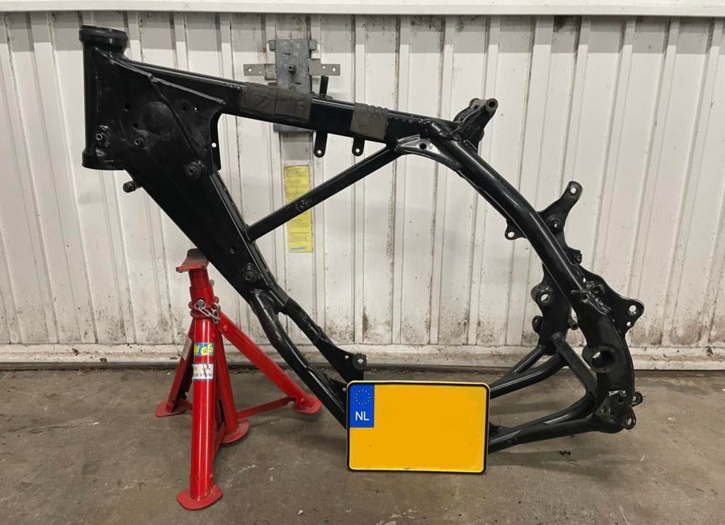 KTM FRAME MET KENTEKEN / KTM 400 KTM 450 KTM 520 KTM 525, Motoren, Ophalen, Gebruikt