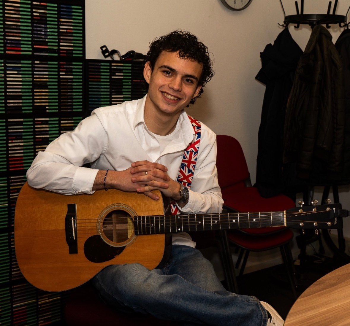 Muzikant inhuren / live muziek, Ophalen, Artiest