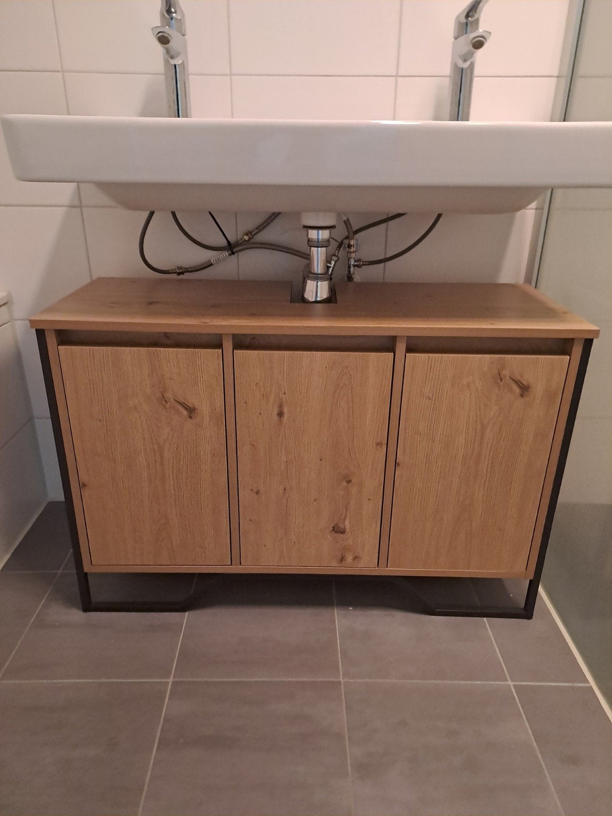 VidaXL Badkamerkastje - Wastafelonderkast, Ophalen, 50 tot 100 cm, Zo goed als nieuw, Minder dan 100 cm