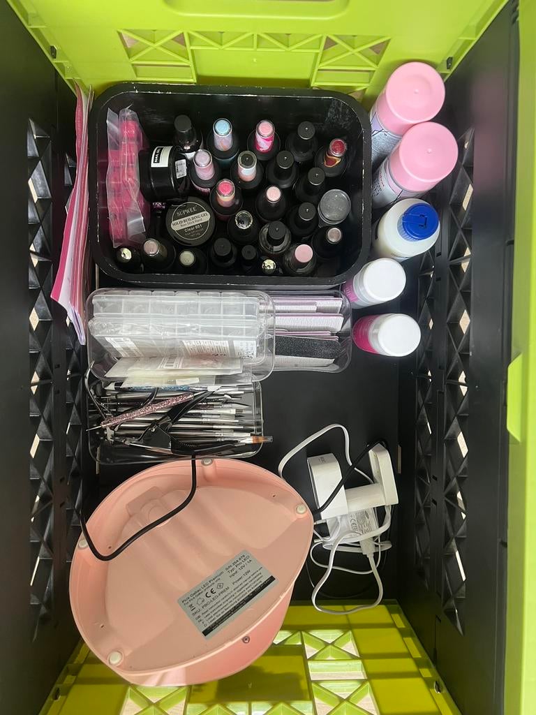 Complete gellak set + lamp, kleuren & accessoires, Ophalen, Zo goed als nieuw, Overige kleuren, Handen en Nagels