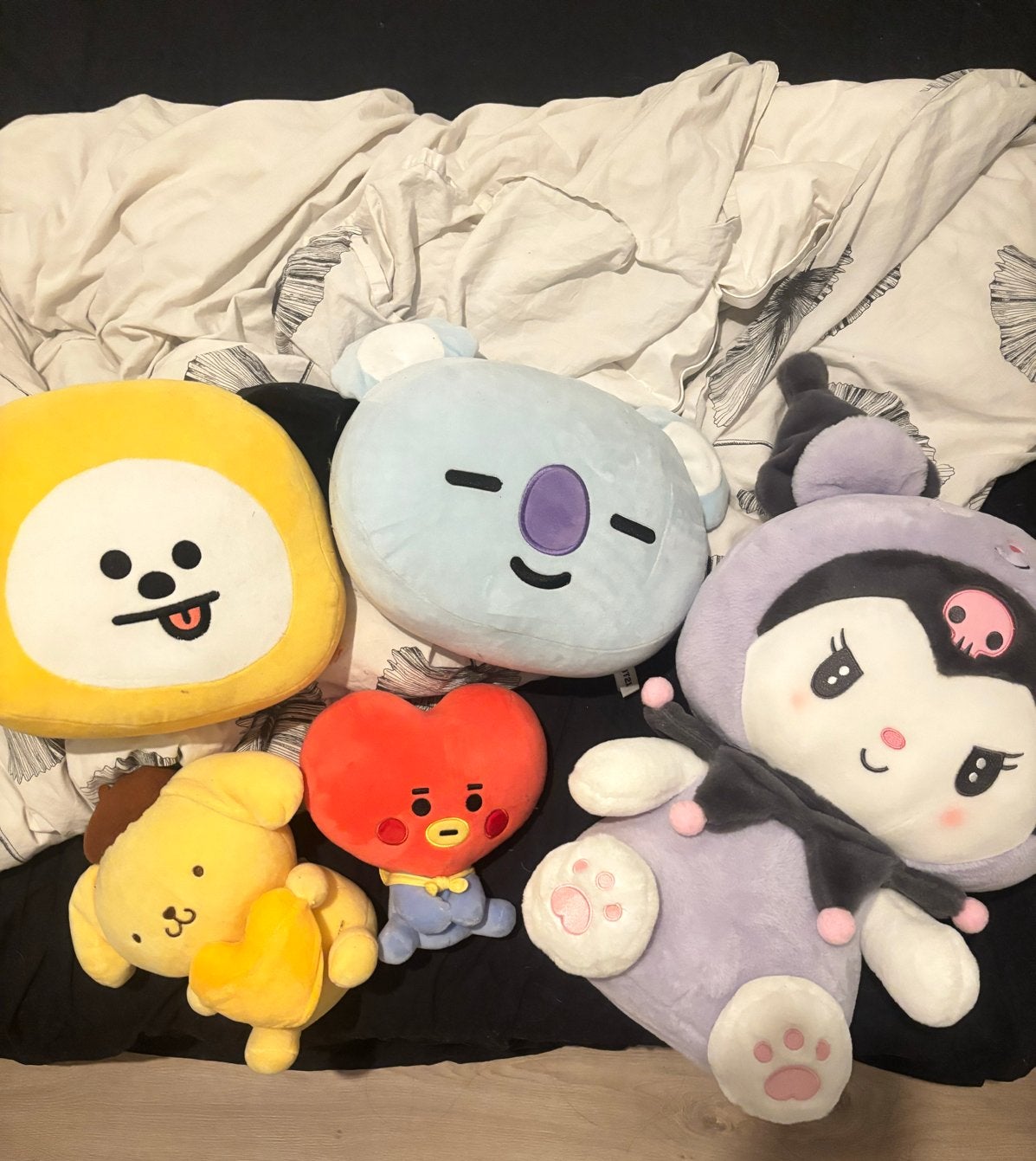 Diverse knuffels: Kuromi, BT21, Pompompurin, Chimmy, Paars, Overige merken, Overige karakters, Overige typen