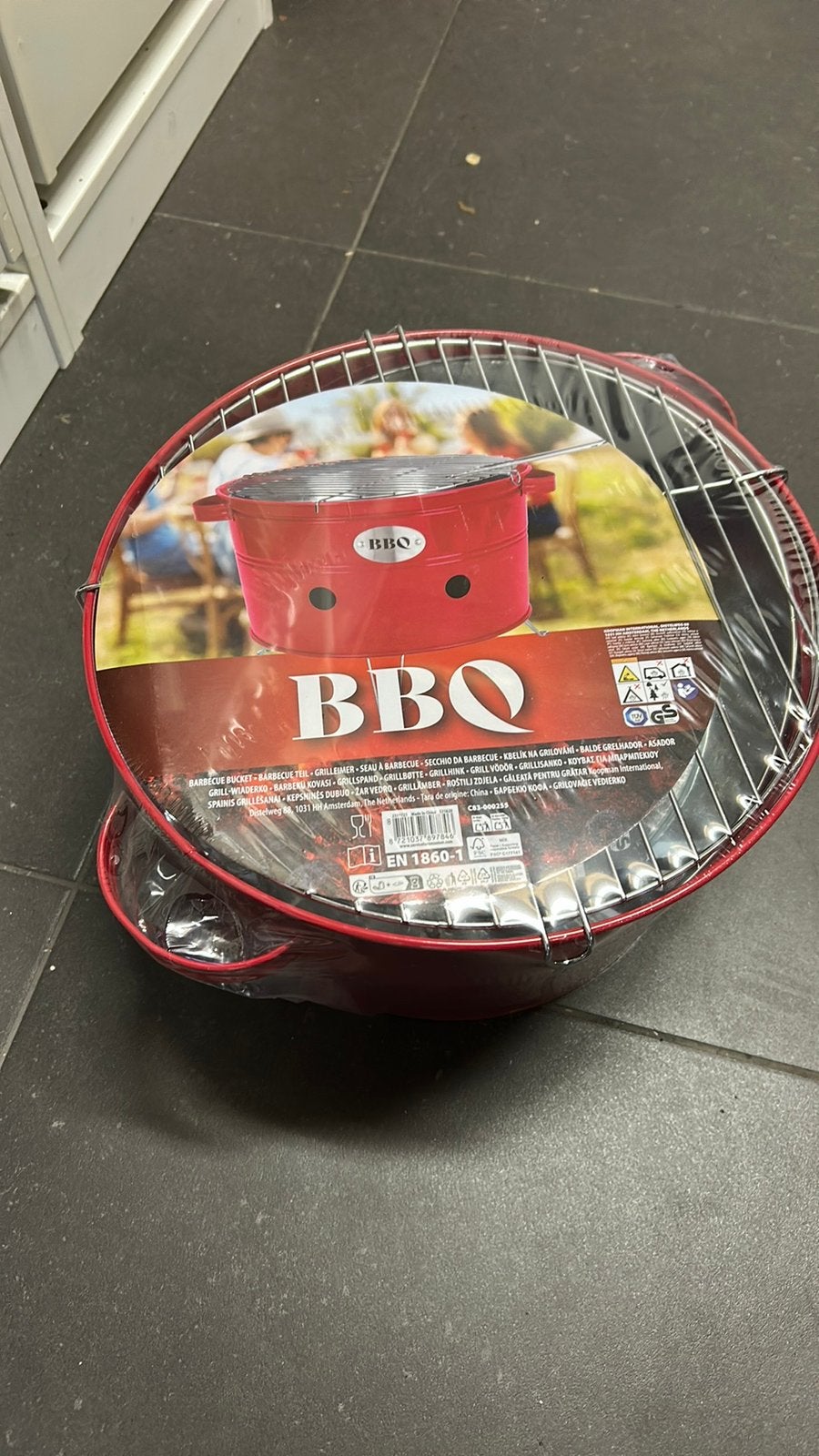 Nieuwe Rode BBQ Emmer - Compact en Draagbaar, Ophalen, Nieuw