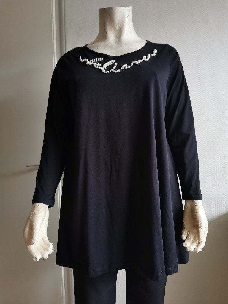 138 .. zgan zwarte tuniek van Yoek maat 46 - 48, Yoek, Ophalen of Verzenden, Zo goed als nieuw, Blouse of Tuniek