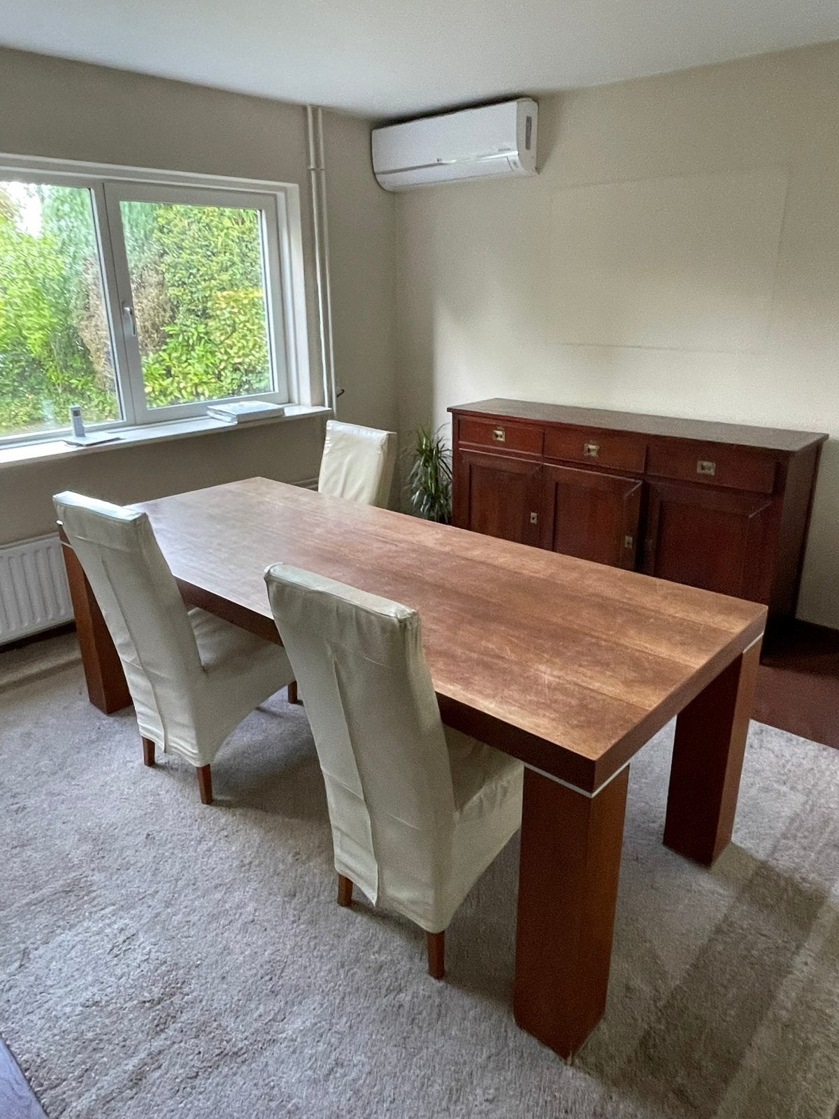 Eettafel, stoelen en dressoir., Ophalen, Gebruikt, 200 cm of meer, 50 tot 100 cm