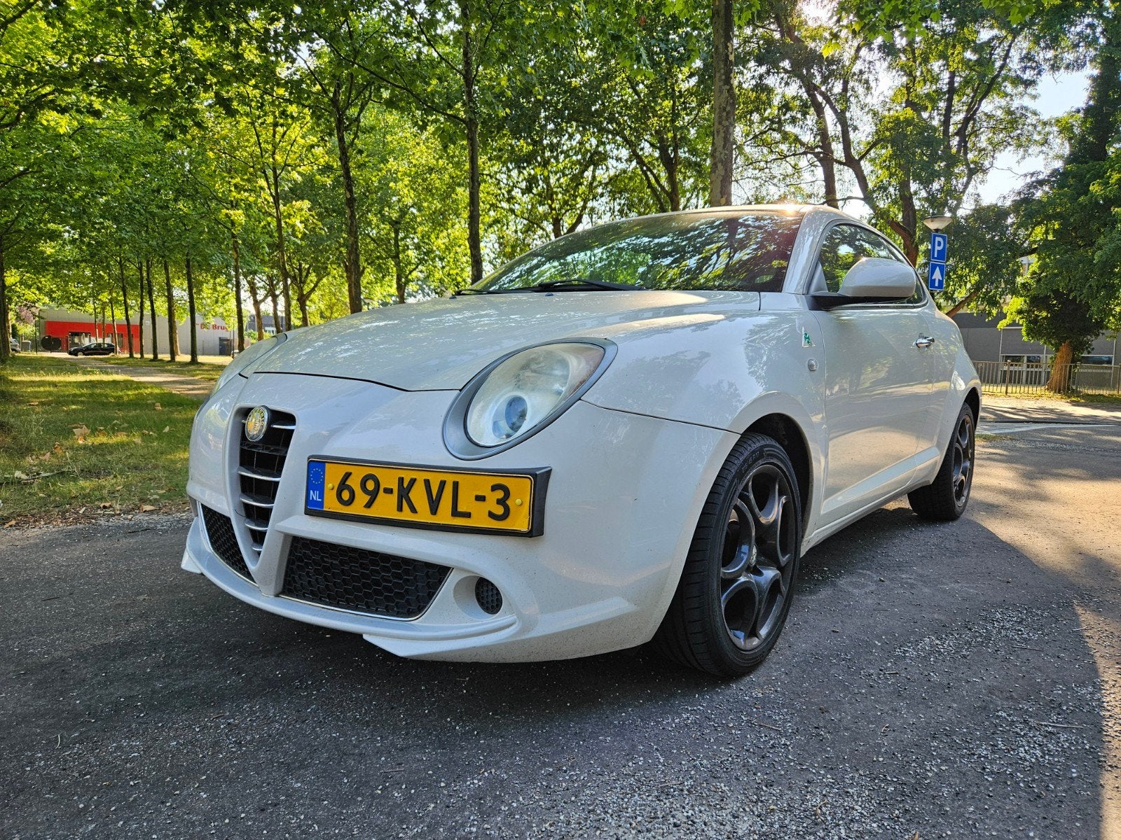 Alfa Romeo MiTo LEES TEKST!!!1.4 16V 77KW Multi AIR 2010 Wit, Auto's, Voorwielaandrijving, 4 cilinders, Origineel Nederlands, Bedrijf