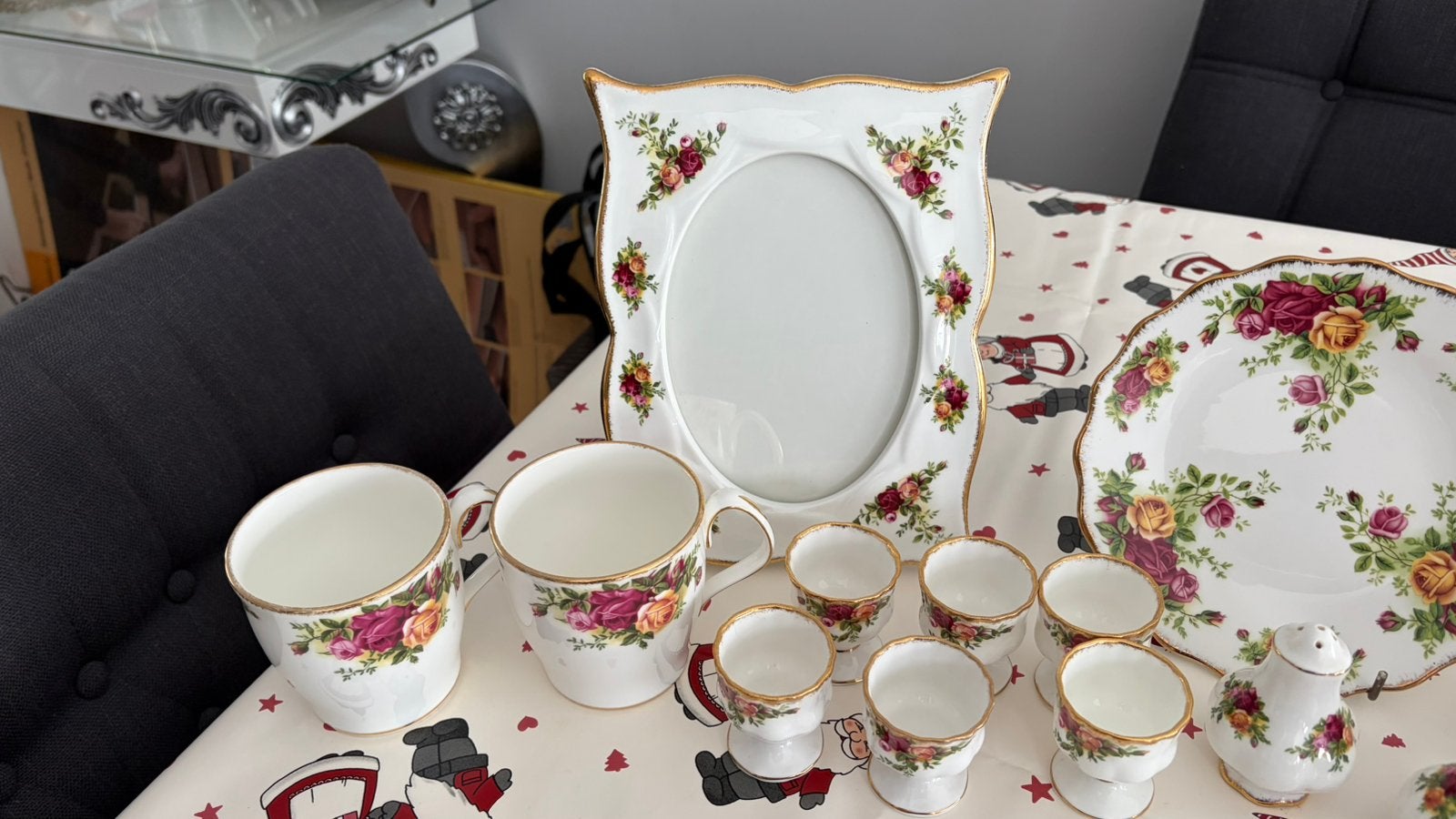 Royal albert, Overige typen, Ophalen of Verzenden, Zo goed als nieuw, Overige stijlen