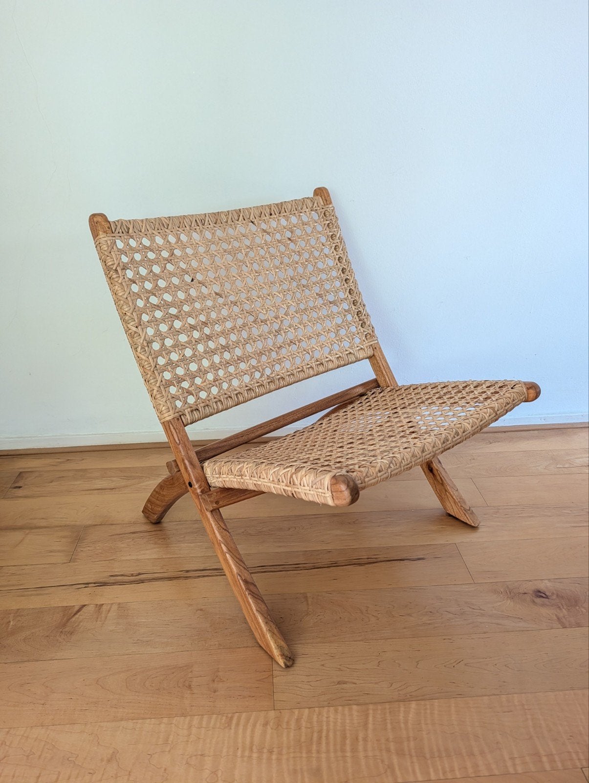 Nieuw loungestoel klapstoel rotan hout, Huis en Inrichting, Stoelen, Ophalen, Zo goed als nieuw, Eén