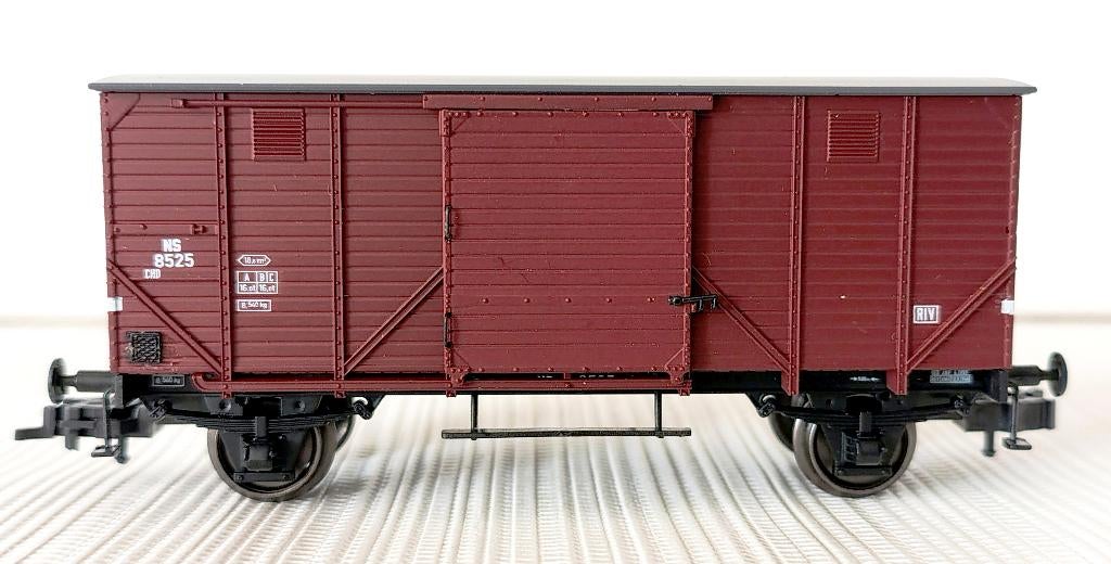 NS gesloten goederenwagen type CHD Artitec, Hobby en Vrije tijd, Modeltreinen | H0, Overige merken, Gelijkstroom, Analoog, Wagon