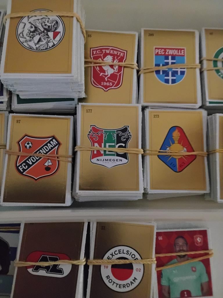 Voetbal plaatjes Plus, Plus, Ophalen