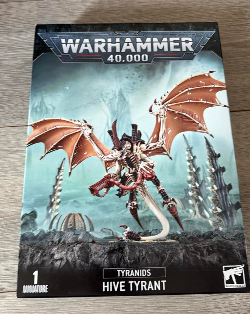 Warhammer 40k Tyranids Hive Tyrant (nieuw in doos), Ophalen of Verzenden, Zo goed als nieuw, Warhammer