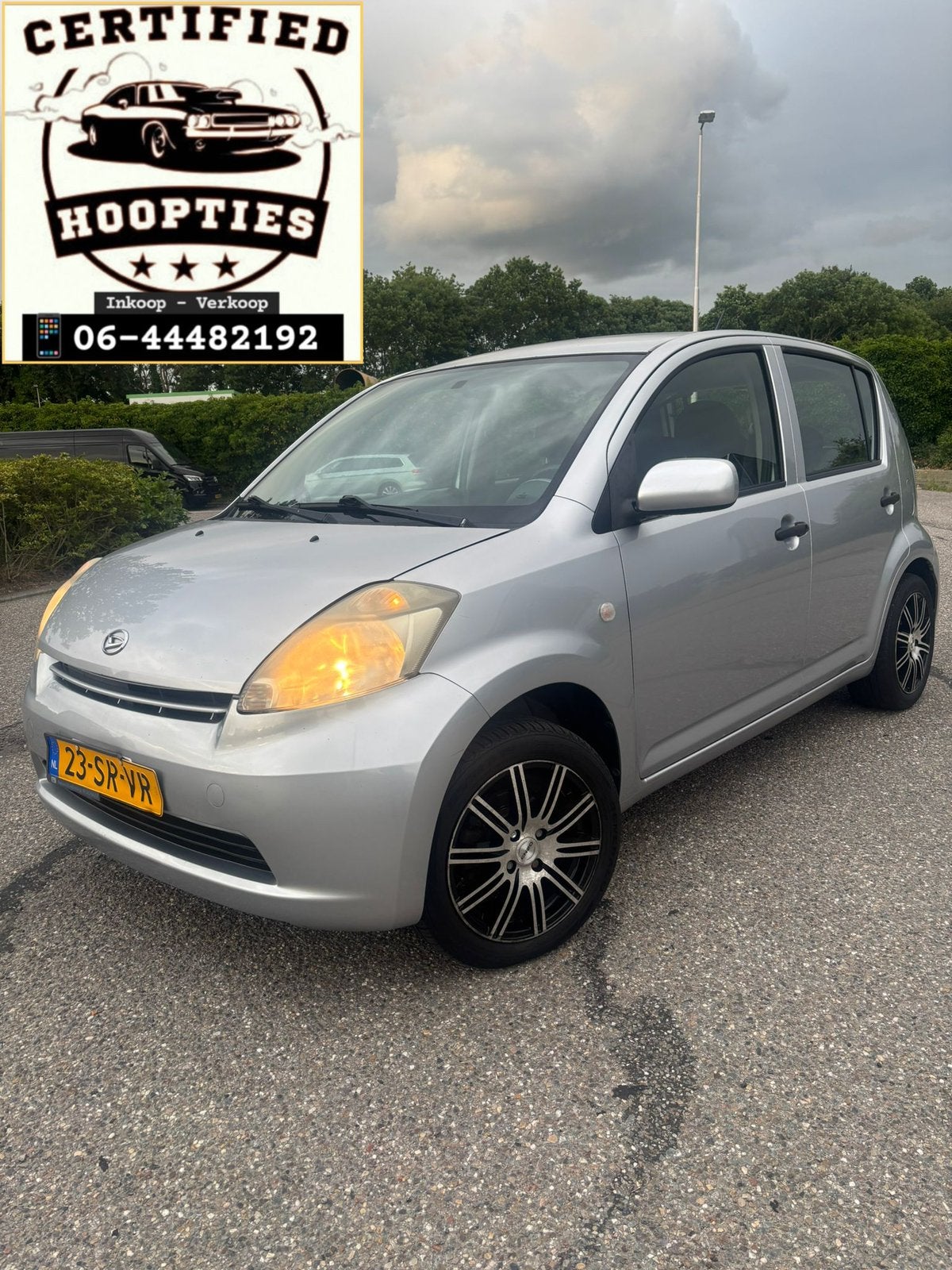 Daihatsu Sirion 1.0 51KW 2006 Grijs APK 01/05/2027 RIJKLAAR!, Auto's, Daihatsu, Voorwielaandrijving, Handgeschakeld, 3 cilinders