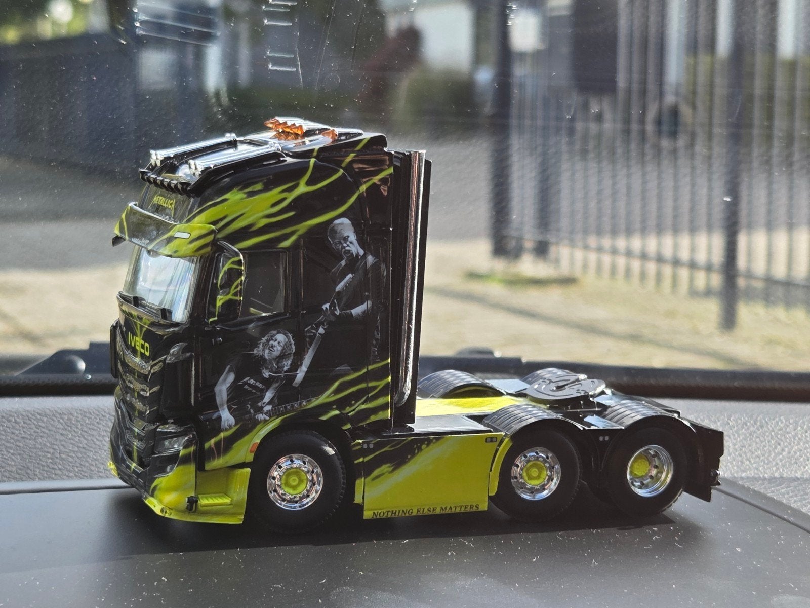 WSI Models Iveco S-Way Metallica Edition Schaalmodel, Hobby en Vrije tijd, Ophalen of Verzenden, Nieuw, Overige merken