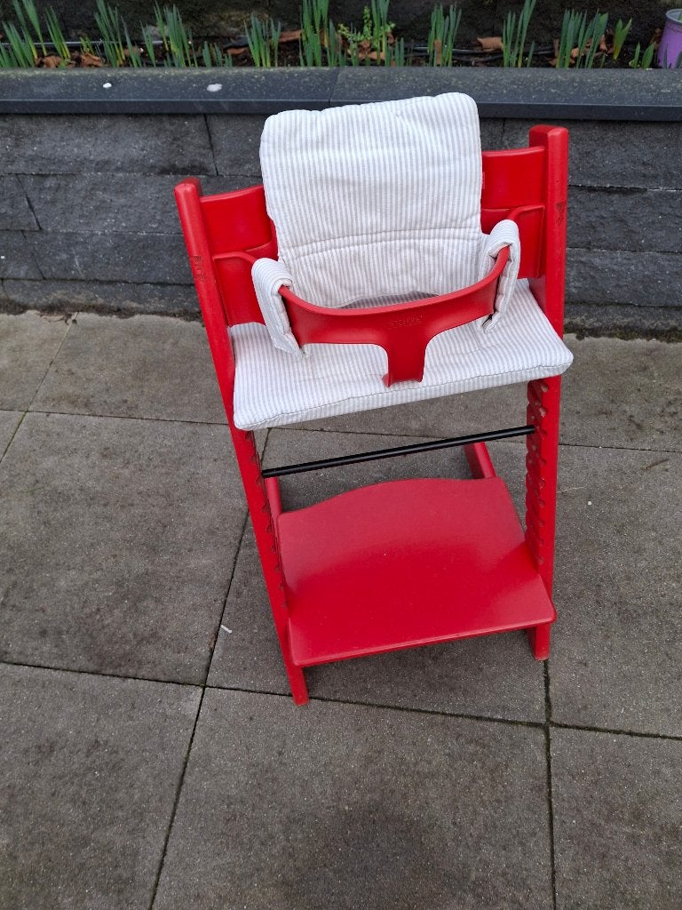 Foto 7 van Stokke Tripp Trapp kinderstoel, newborn sets, babysets, etc.