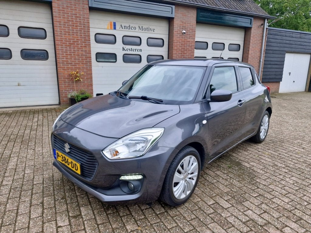 Suzuki Swift 1.0 Boosterjet (bj 2018), Auto's, Stof, Gebruikt, Euro 6, 840 kg
