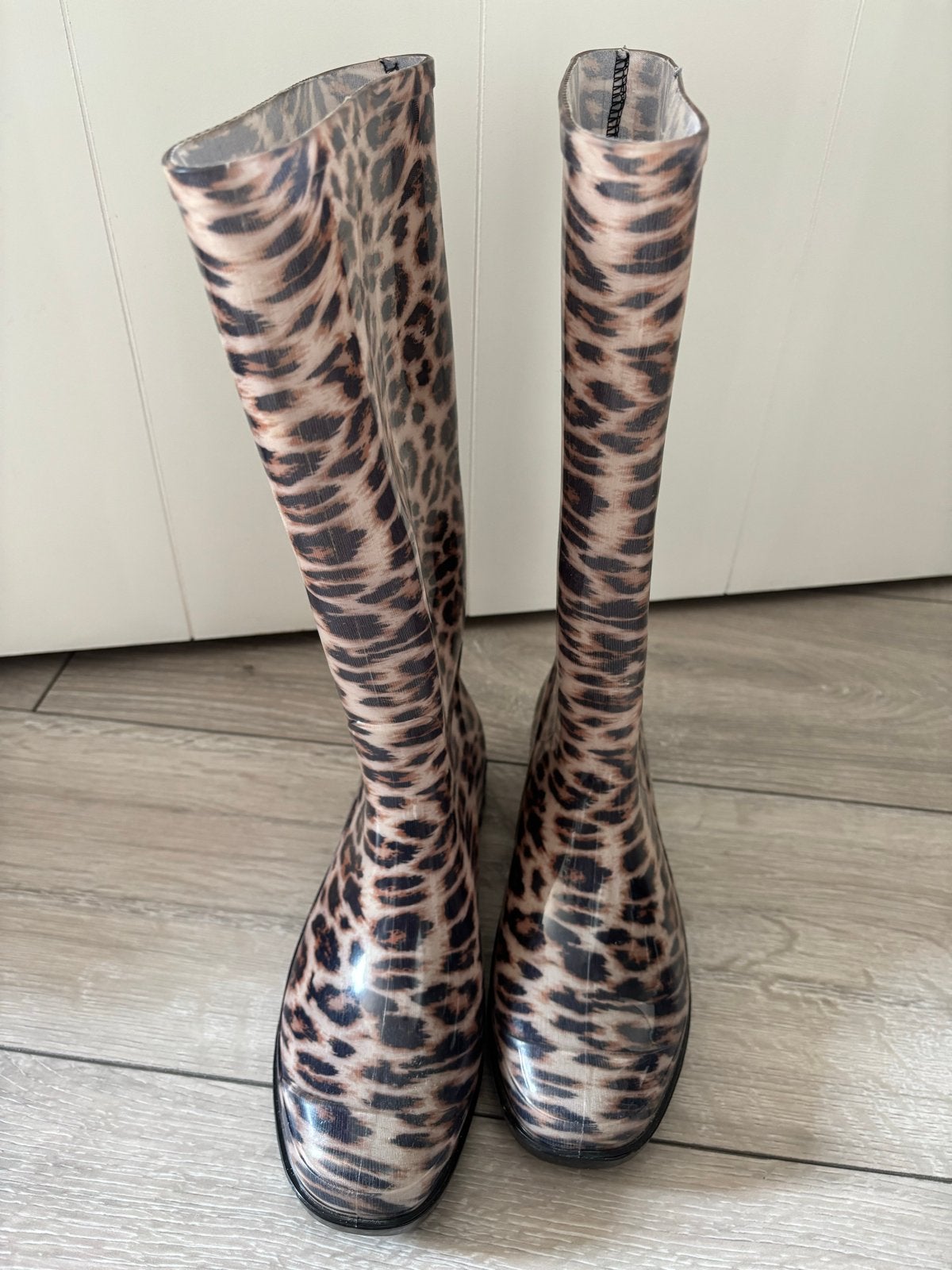 Nieuwe regenlaarzen met luipaardprint - Maat 36, Ophalen of Verzenden, Nieuw, Regenlaarzen