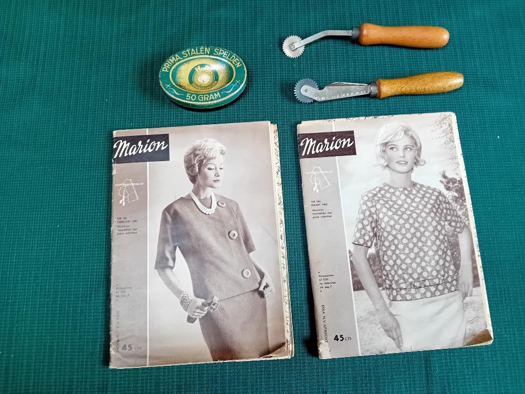 Marion blad met patronen., Ophalen of Verzenden