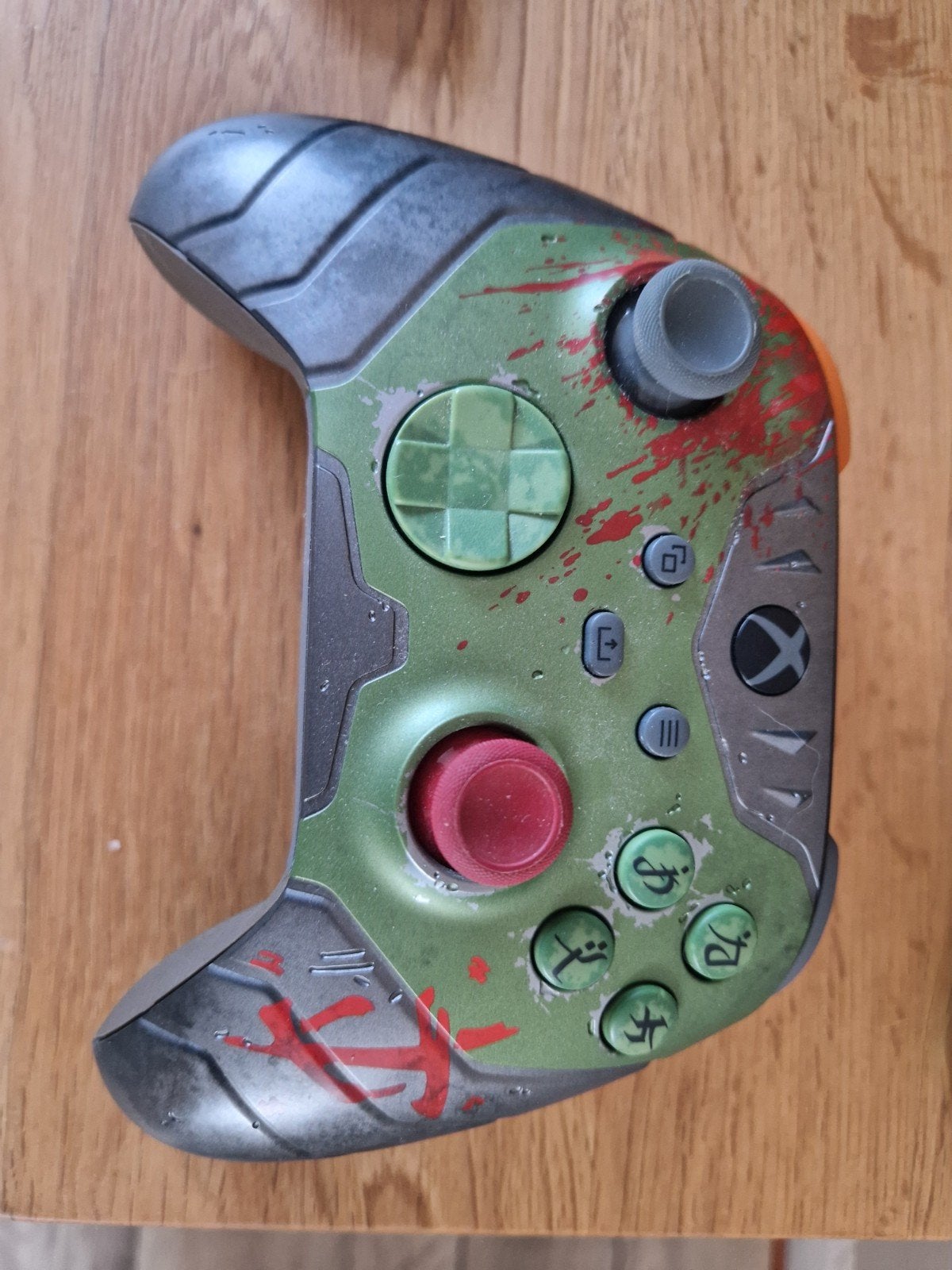Xbox Controller - Doom Edition (Zo goed als nieuw), Spelcomputers en Games, Ophalen, Zo goed als nieuw, Controller, Xbox One