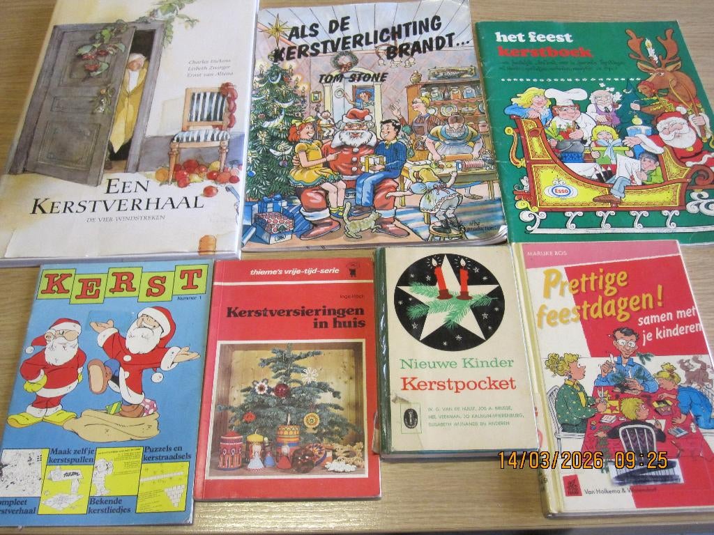Pakket oude en minder oude kerstboeken (25 stuks), Diversen, Kerst, Ophalen of Verzenden