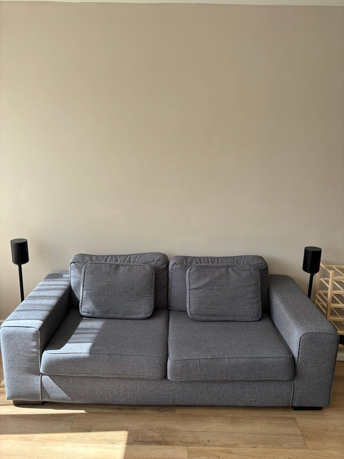 Grijze bank, Huis en Inrichting, Banken | Bankstellen, Ophalen, 200 tot 250 cm