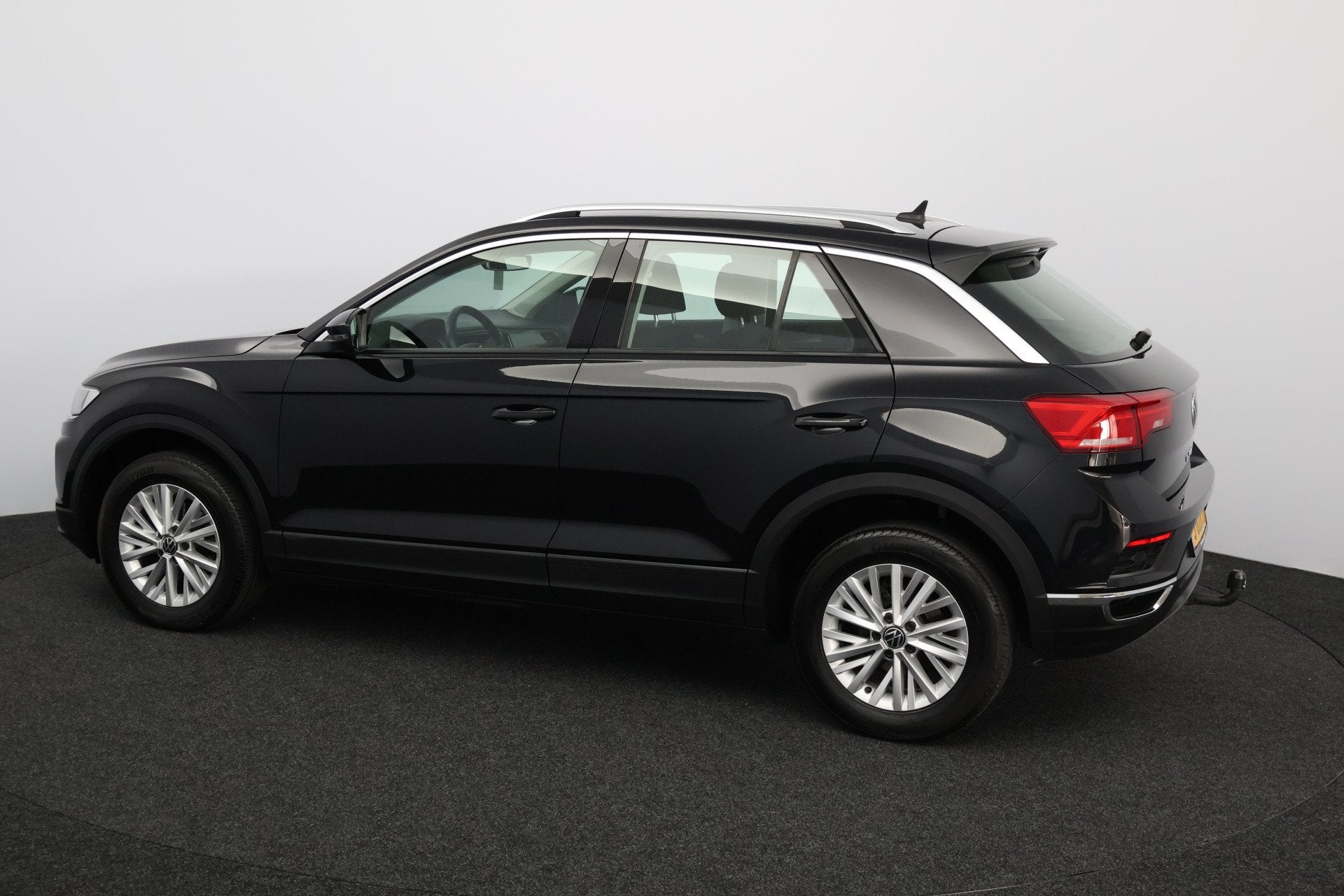 Volkswagen T-Roc 1.5 TSI Style Business/ Trekhaak/ Elek. Kof, Auto's, 1254 kg, Stof, 4 cilinders, 150 pk