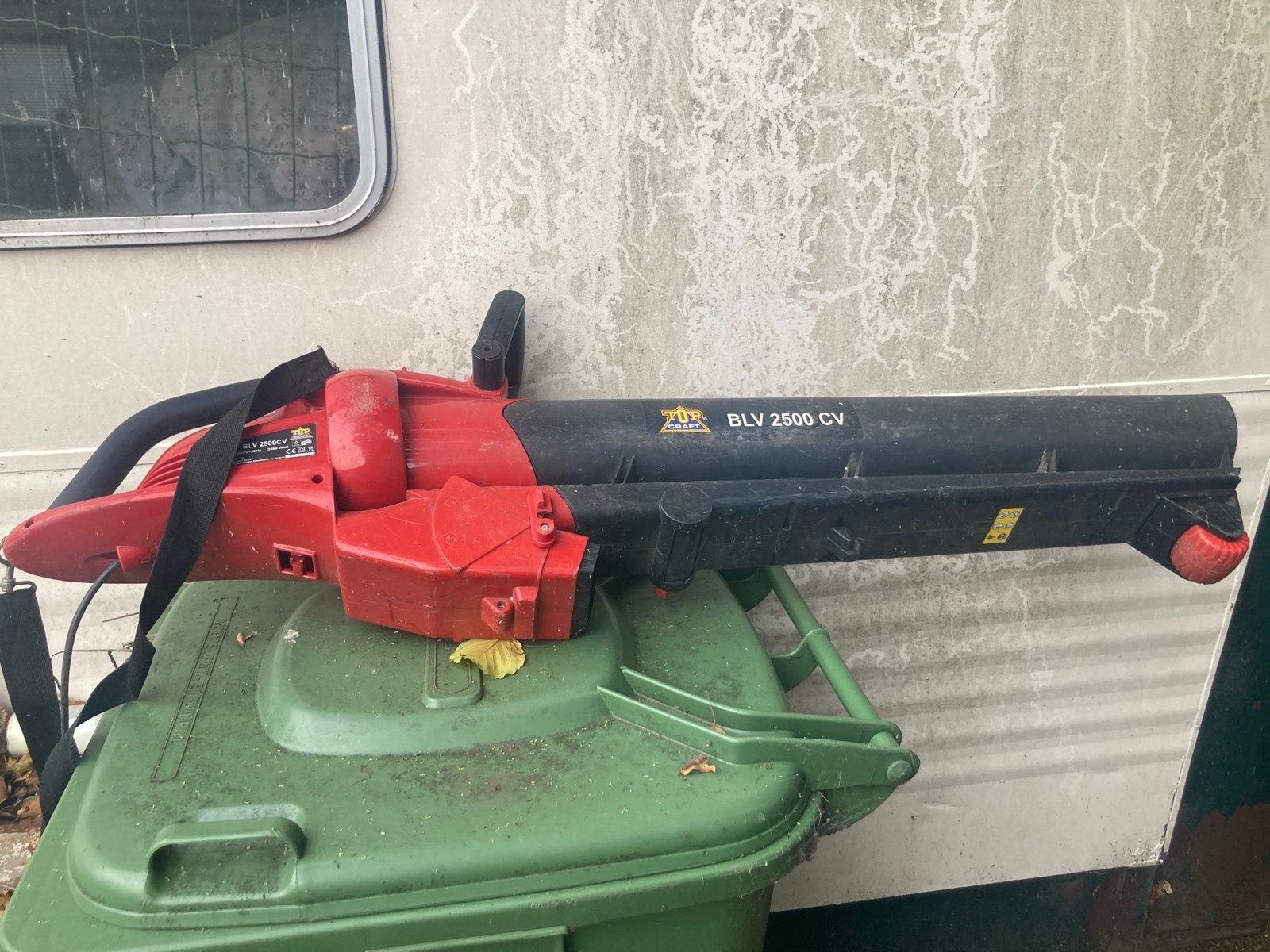 Elektrische bladblazer/bladzuiger - Topcraft BLV 2500 CV, Tuin en Terras, Ophalen, Gebruikt, Met zuigfunctie, Handgedragen