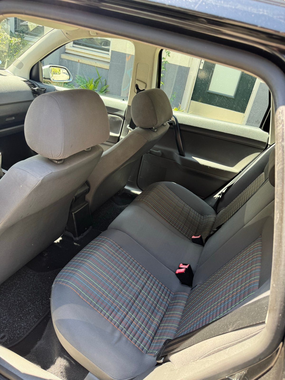 Foto 10 van Volkswagen Polo 1.4 16V 59KW 2007 Zwart