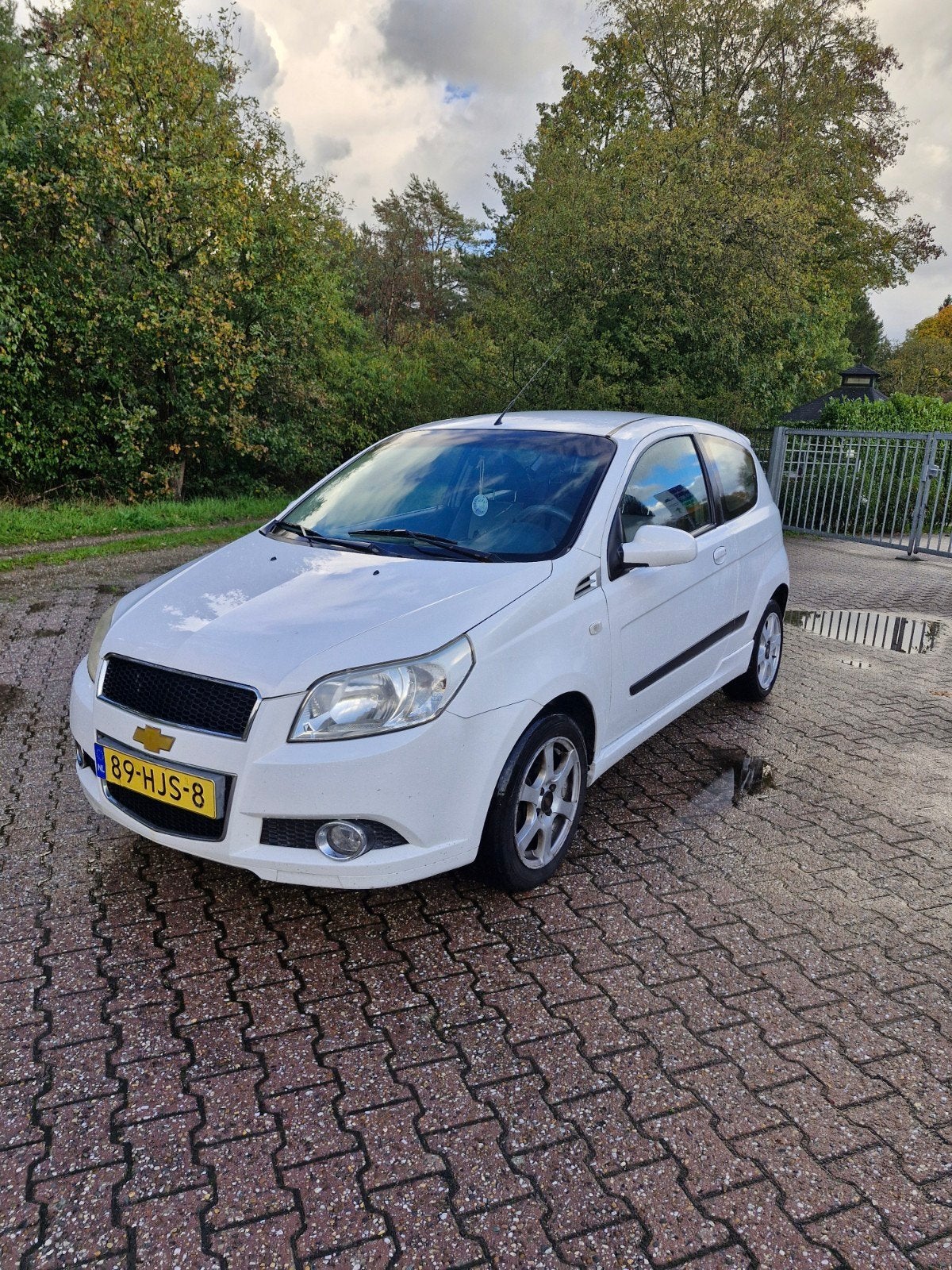 Chevrolet Aveo 1.2 16V 3D 2009 Wit, Auto's, Voorwielaandrijving, 40 €/maand, Aveo, 4 cilinders