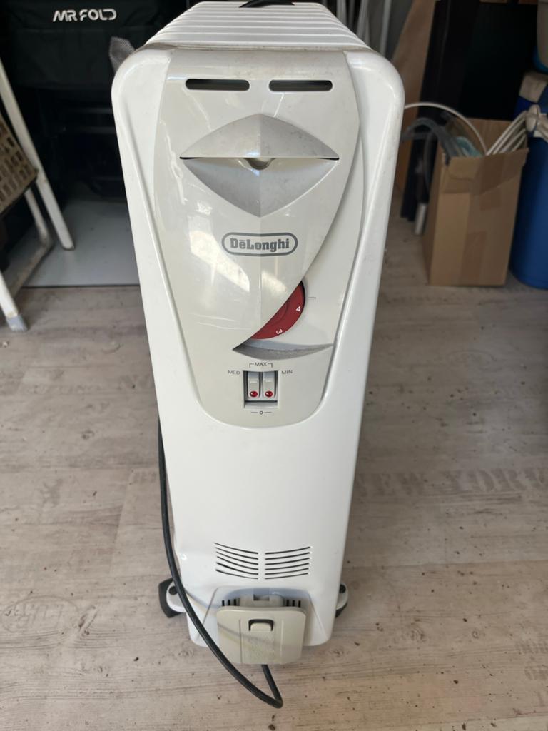 DeLonghi olieradiator - Efficiënte elektrische kachel, Huis en Inrichting, Kachels, Gebruikt, Vrijstaand, Overige soorten, Elektrisch