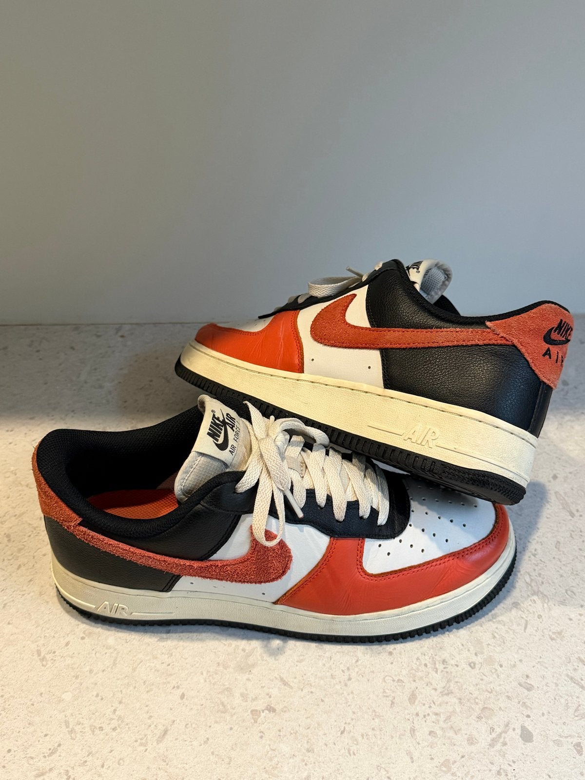 Nike Air Force 1 '07 LV8 "Black Vintage Coral" - Maat 44, Verzenden, Zo goed als nieuw, Overige kleuren, Sneakers of Gympen