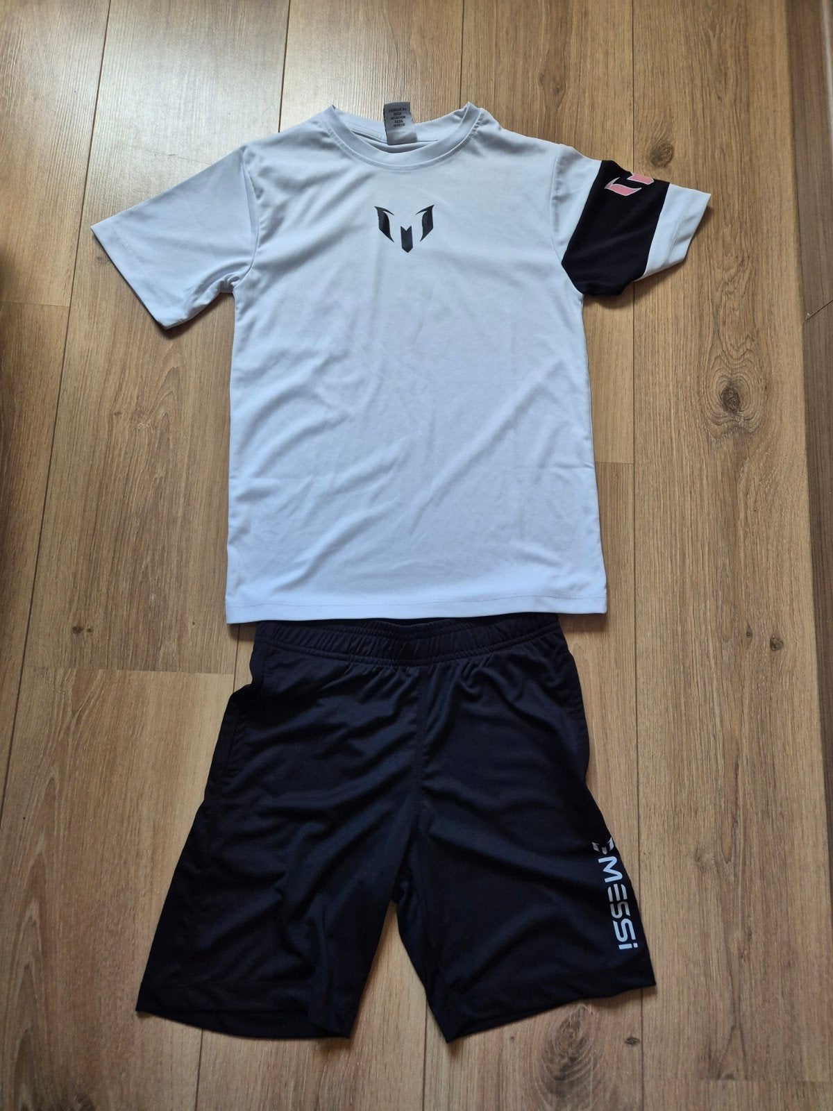Messi sportset maat 134/140 - 1x gedragen, Ophalen of Verzenden, Zo goed als nieuw, Messi, Jongen
