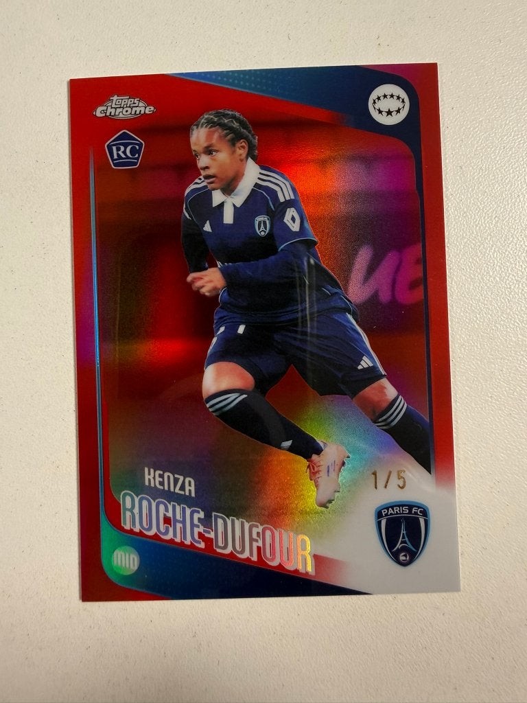 97 Kenza Roche-Dufour RC /5 RED Topps Women's Chrome 2025-26, Ophalen of Verzenden, Nieuw, Buitenlandse clubs, Poster, Plaatje of Sticker